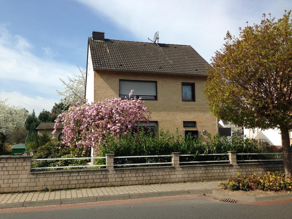 Gaestehaus Peterhoff Birresdorf Экстерьер фото